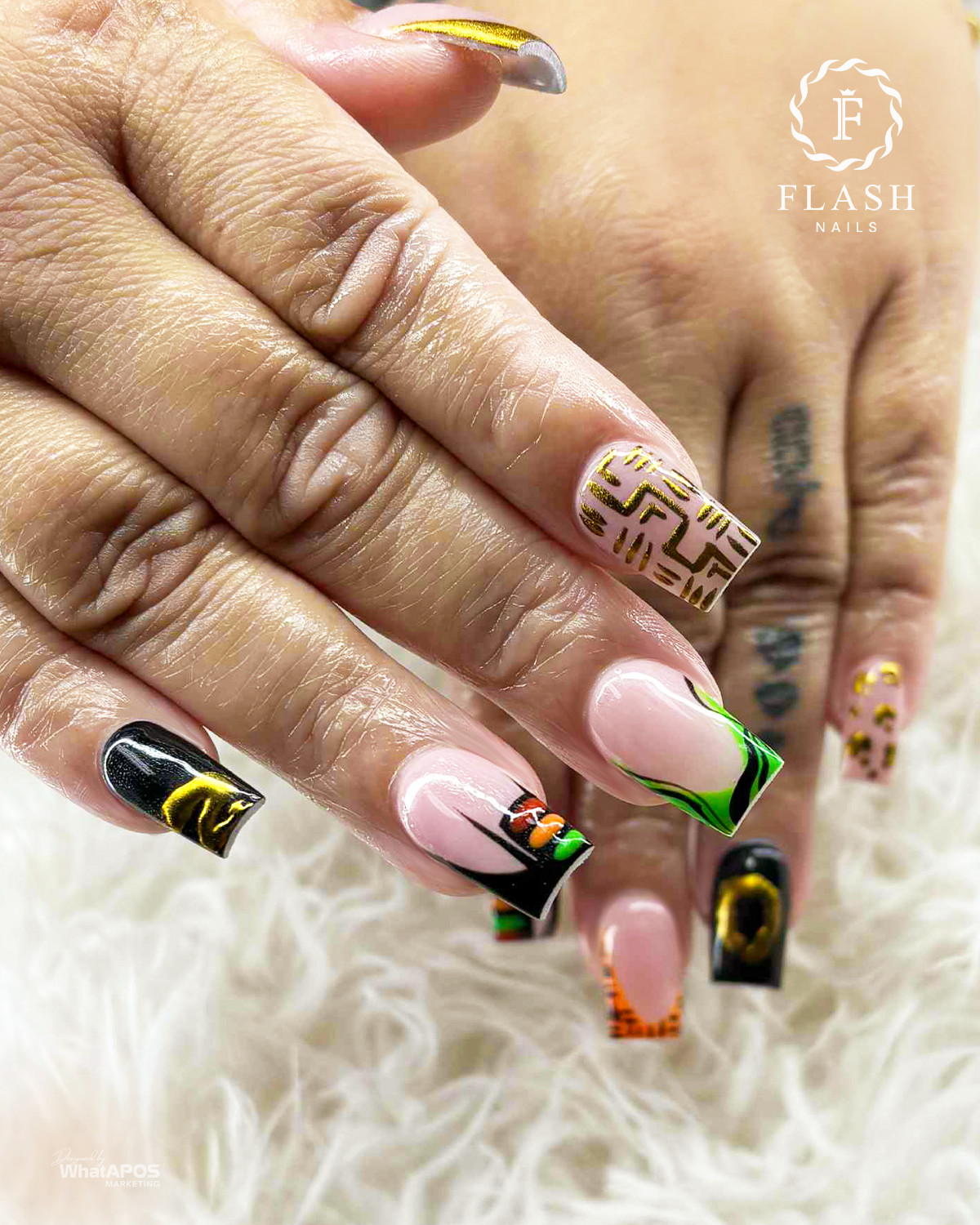 Flash Nails logo