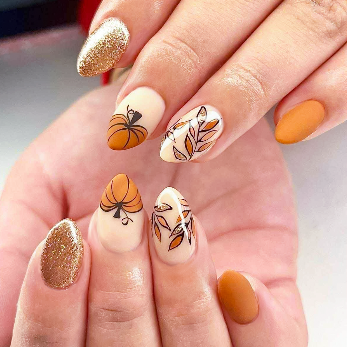 Flash Nails nail photo 3